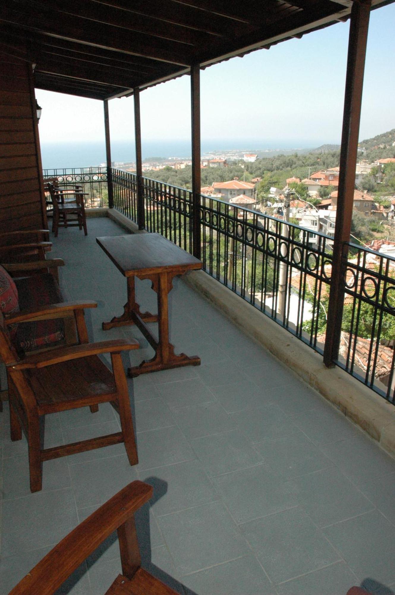 Altin Cesmeli Konak Altınoluk Exterior foto